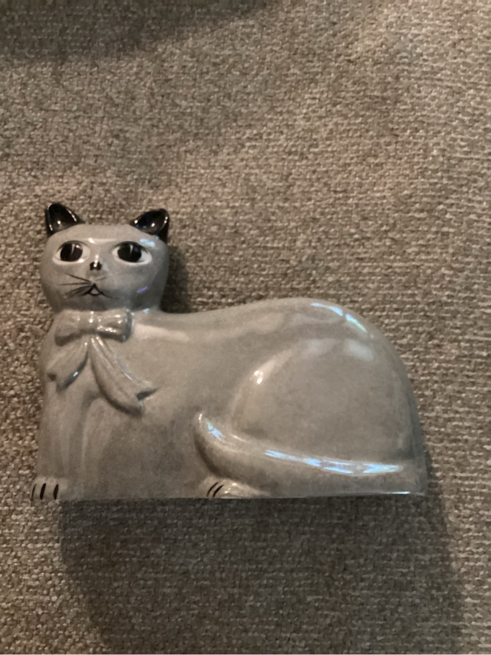Vintage 1983 porcelain cat with bow Ron Gordon Designs gray black ears RARE